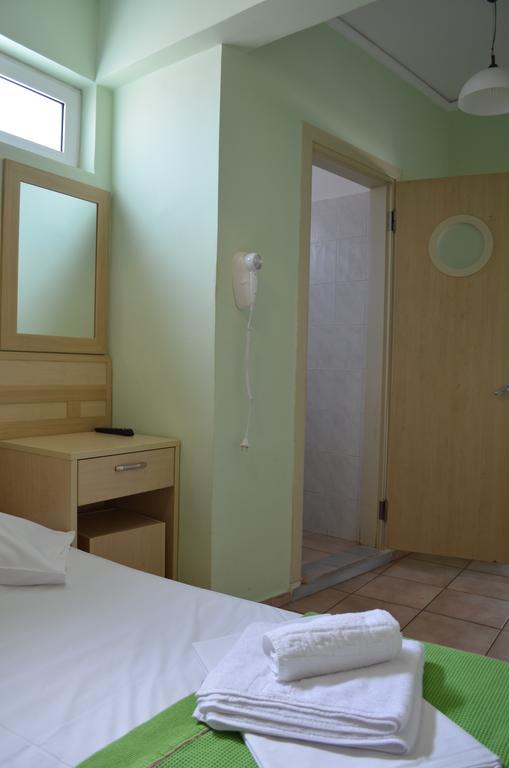 Mytilíni Fontana Rooms חדר תמונה
